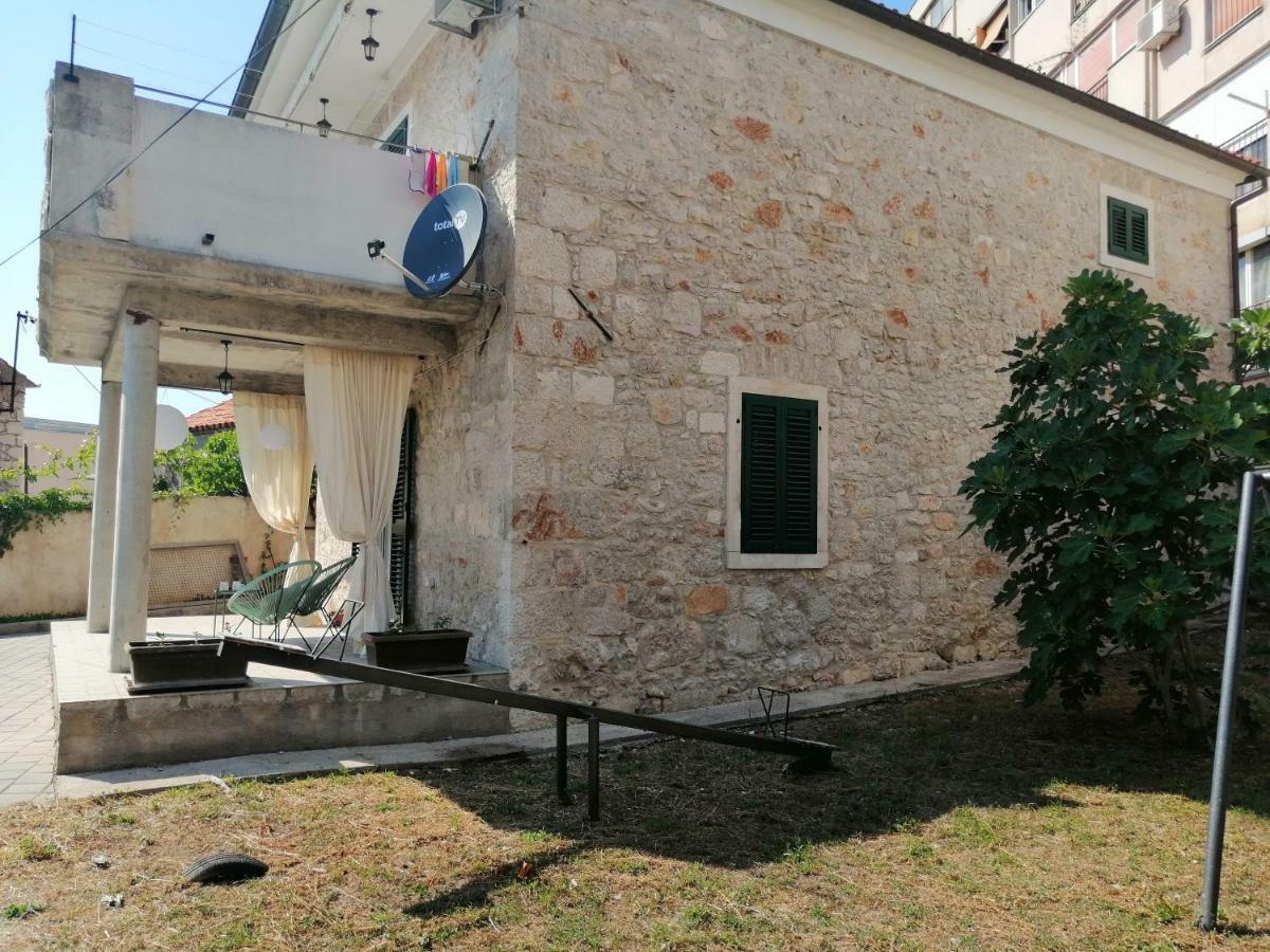 Hotel Studio Apartman Adris Šibenik Exterior foto